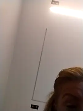 Snapshot of Exotic_ParisX chatting on 03-31-26, 05:30 Exotic ParisX online show from 03-31-26, 05:30