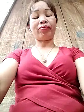 Ely-cute2k online show from 04-28-26, 01:59