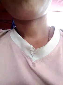 Ely-cute2k online show from 04-29-26, 05:11