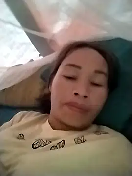 Ely-cute2k online show from 05-09-26, 01:22