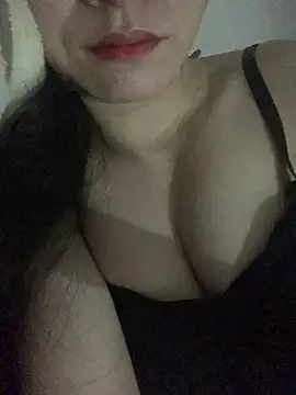 Snapshot of Nini-896 chatting on 04-02-26, 07:11 Nini-896 online show from 04-02-26, 07:11