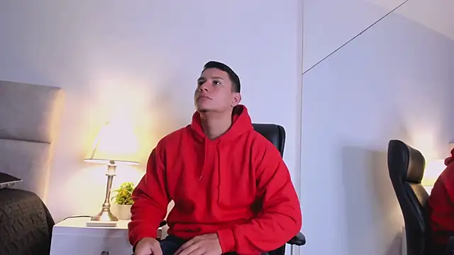 Chriss Diamond online show from 07-12-26, 08:11