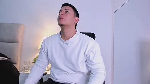 Chriss Diamond online show from 08-03-26, 08:12