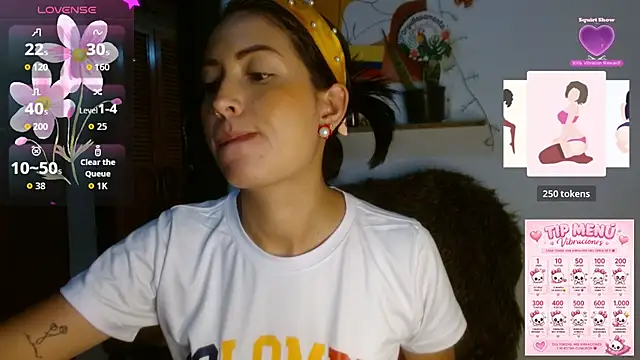 Snapshot of ivanna_dl chatting on 06-18-26, 02:12 ivanna dl online show from 06-18-26, 02:12