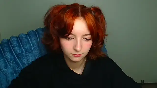 Butterfly Milly online show from 03-26-26, 12:22