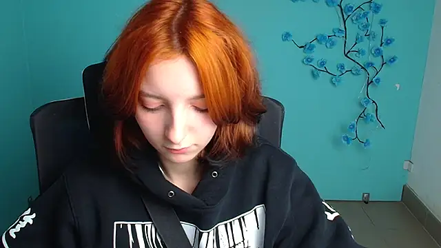 Butterfly Milly online show from 05-13-26, 11:40