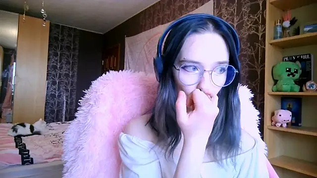 Snapshot of baby_onface chatting on 04-28-26, 08:52 baby onface online show from 04-28-26, 08:52