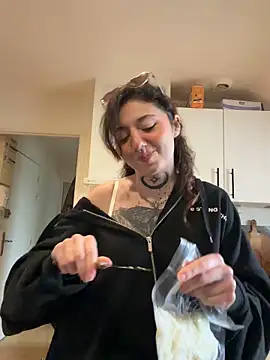 oce xxx online show from 03-31-26, 04:51