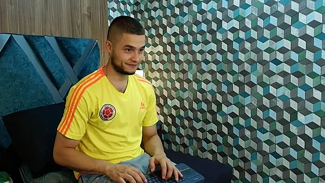 Joaho Fernandez online show from 06-14-26, 02:24