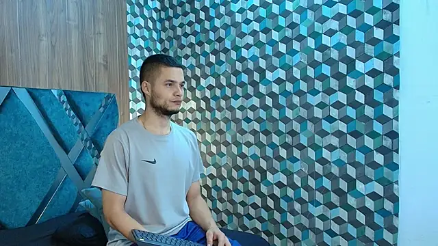 Joaho Fernandez online show from 07-18-26, 09:51