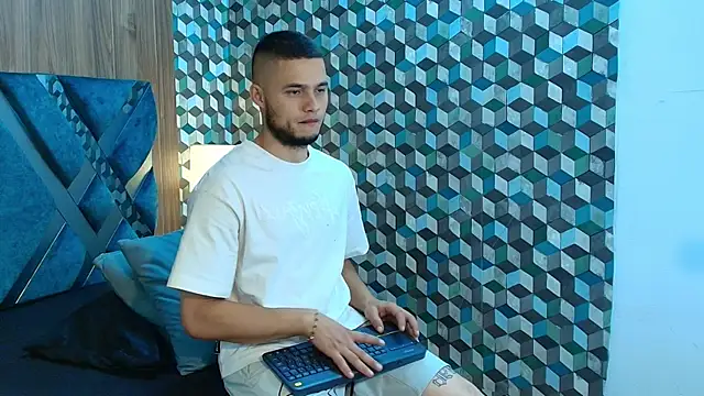 Joaho Fernandez online show from 07-24-26, 08:40