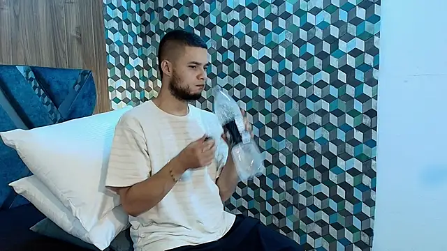 Joaho Fernandez online show from 07-29-26, 08:51