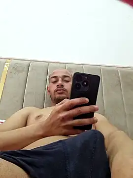 Snapshot of QueueedActivist chatting on 03-29-26, 05:24 QueueedActivist online show from 03-29-26, 05:24