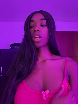 Snapshot of Lysii chatting on 06-19-26, 01:48 Lysii online show from 06-19-26, 01:48