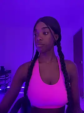 Snapshot of Lysii chatting on 07-18-26, 05:22 Lysii online show from 07-18-26, 05:22