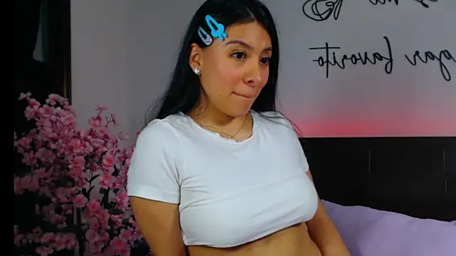 mila gomez  online show from 07-07-26, 02:36