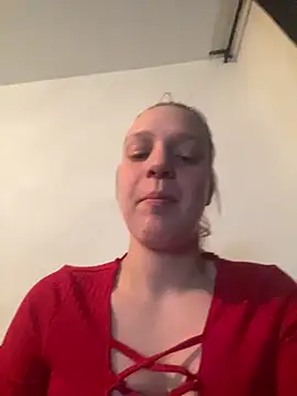 toxicgirl00 online show from 03-25-26, 10:05