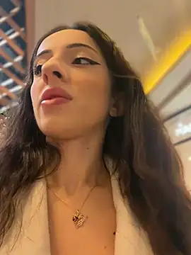 Hottiem4 online show from 03-25-26, 12:33