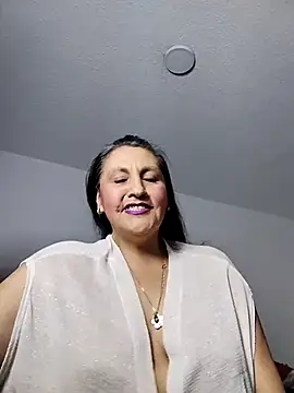 Merlyna Goldenss online show from 04-10-26, 05:34