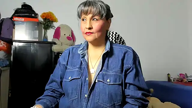 Merlyna Goldenss online show from 04-30-26, 04:30