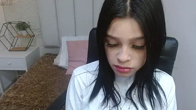 mia velvetk online show from 04-20-26, 03:31