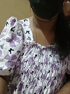 Latha lovely online show from 05-19-26, 03:51