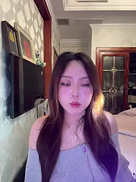 Snapshot of thelittlexx chatting on 04-13-26, 12:21 thelittlexx online show from 04-13-26, 12:21