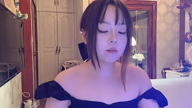 thelittlexx online show from 06-12-26, 07:51