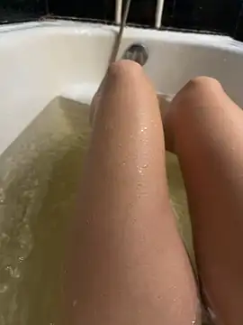 Snapshot of MaryMathews chatting on 03-27-26, 05:46 MaryMathews online show from 03-27-26, 05:46