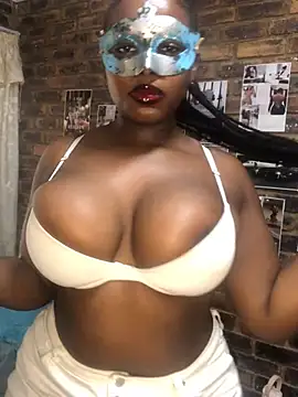 Snapshot of HornyMysteryx chatting on 04-15-26, 02:46 HornyMysteryx online show from 04-15-26, 02:46