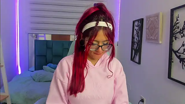 Sara Red X online show from 07-01-26, 03:52