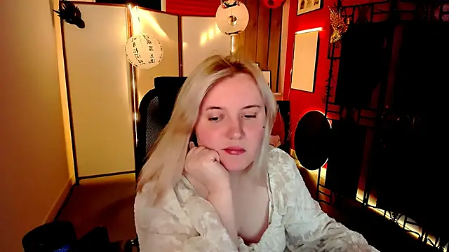 KathyBriggs online show from 06-06-26, 05:12