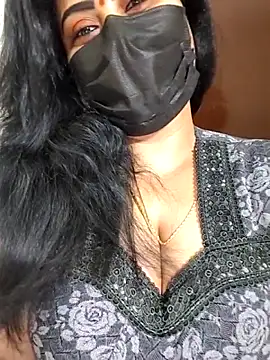 Snapshot of Anushka_flower chatting on 06-28-26, 01:33 Anushka flower online show from 06-28-26, 01:33