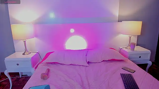 Snapshot of Jostyn_rous chatting on 04-01-26, 01:52 Jostyn rous online show from 04-01-26, 01:52