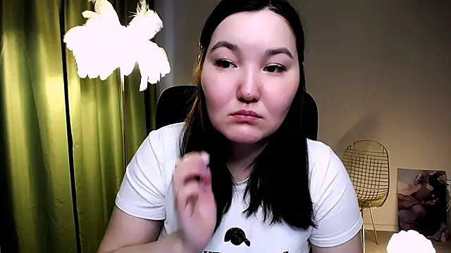 CamilaMartiez online show from 04-30-26, 11:49