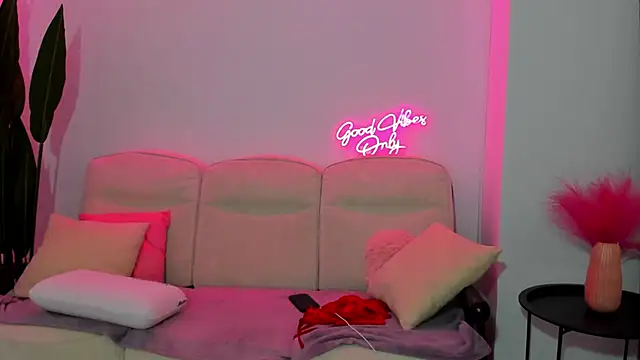 Cassy-Foxy online show from 04-01-26, 01:41