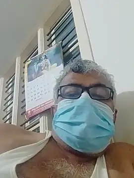 Snapshot of mature55 chatting on 05-23-26, 02:10 mature55 online show from 05-23-26, 02:10