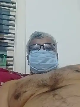 Snapshot of mature55 chatting on 06-01-26, 03:36 mature55 online show from 06-01-26, 03:36