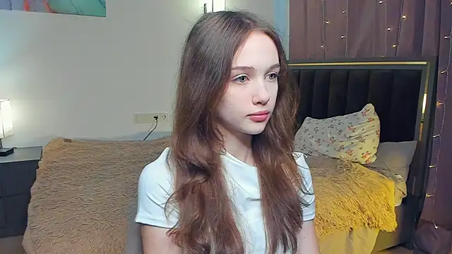Snapshot of SharriSang chatting on 05-13-26, 07:28 SharriSang online show from 05-13-26, 07:28