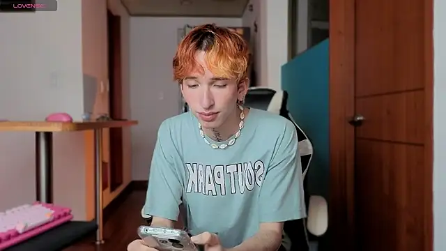 Nathan twink online show from 03-27-26, 01:44