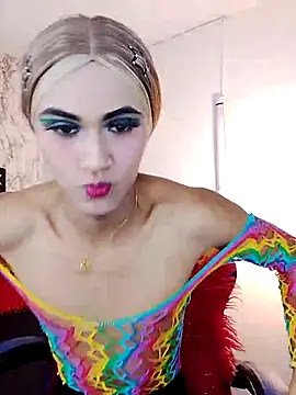 Snapshot of Alejandra_and_James_ chatting on 04-30-26, 01:34 Alejandra and James online show from 04-30-26, 01:34