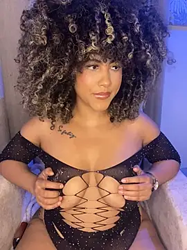 Kendra curly online show from 06-06-26, 03:44