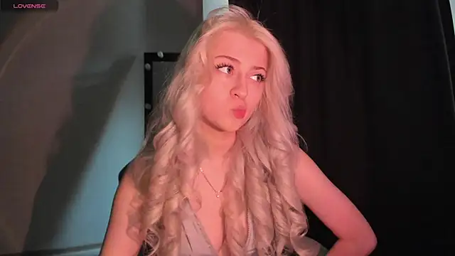 SandraSss online show from 04-01-26, 11:00