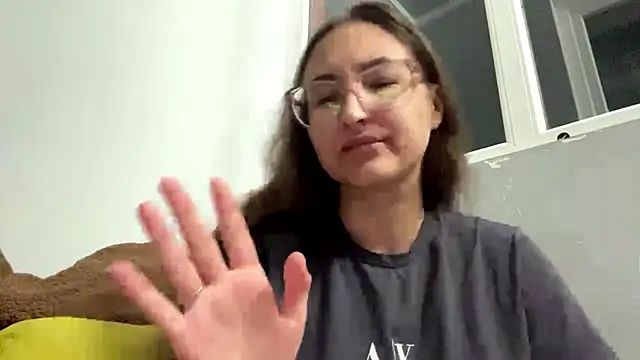 ChinWineland online show from 03-30-26, 03:24