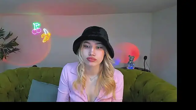 blonde angell online show from 04-14-26, 01:17