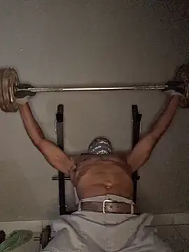 Snapshot of chinaeye012 chatting on 04-06-26, 02:40 chinaeye012 online show from 04-06-26, 02:40