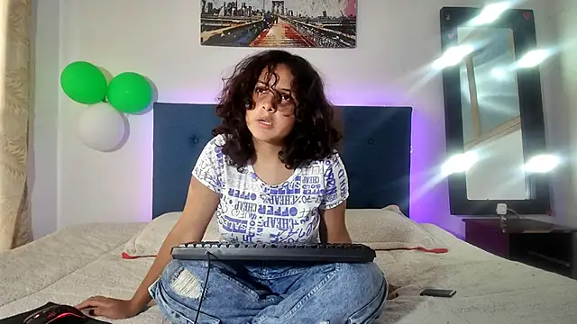 Snapshot of Miza_Cute chatting on 03-26-26, 09:42 Miza Cute online show from 03-26-26, 09:42