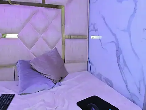 LunaaCastillo online show from 04-06-26, 11:27