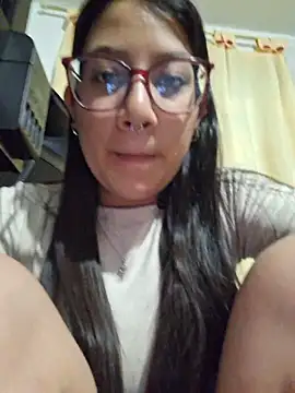 Snapshot of rouse__red chatting on 05-16-26, 12:07 rouse red online show from 05-16-26, 12:07