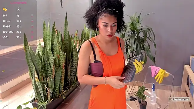 baddie delaylaa online show from 04-22-26, 08:10